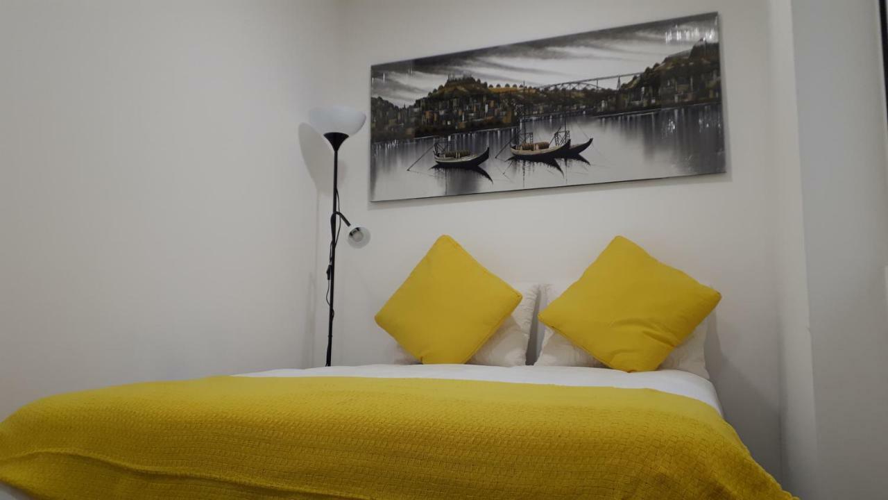 Apartamento Tmb Oporto Station House Exterior foto