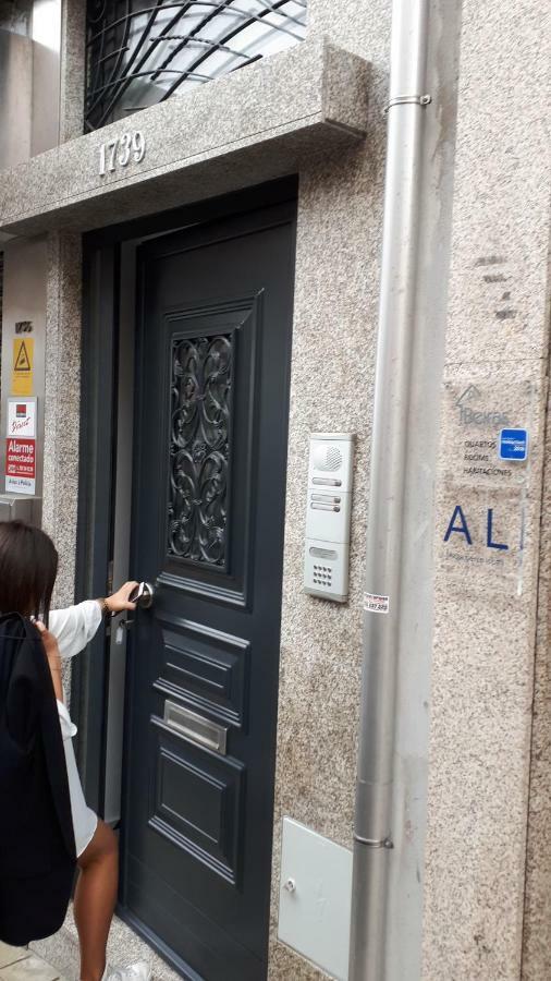 Apartamento Tmb Oporto Station House Exterior foto